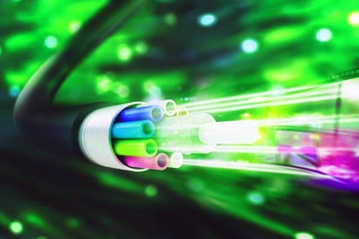 Difference Between Optical Fiber And Symmetrical Fiber?