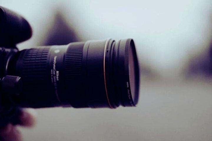 What Does The Telephoto Lens On Your Phone Do?