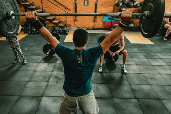 Best Workout Routines for Men – Build Muscle, Burn Fat, and Gain Strength