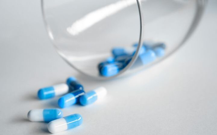 Magnesium Glycinate – Benefits, Dosage, Side Effects & Food Sources