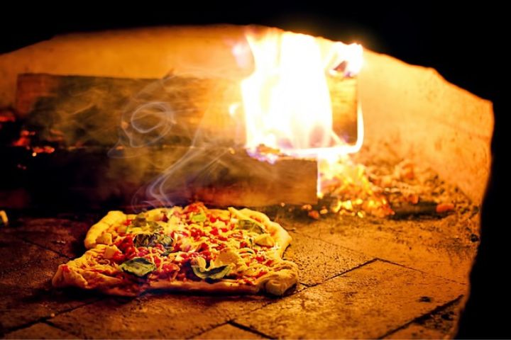 Pizzakÿhltisch – Complete Guide to Pizza Prep Tables
